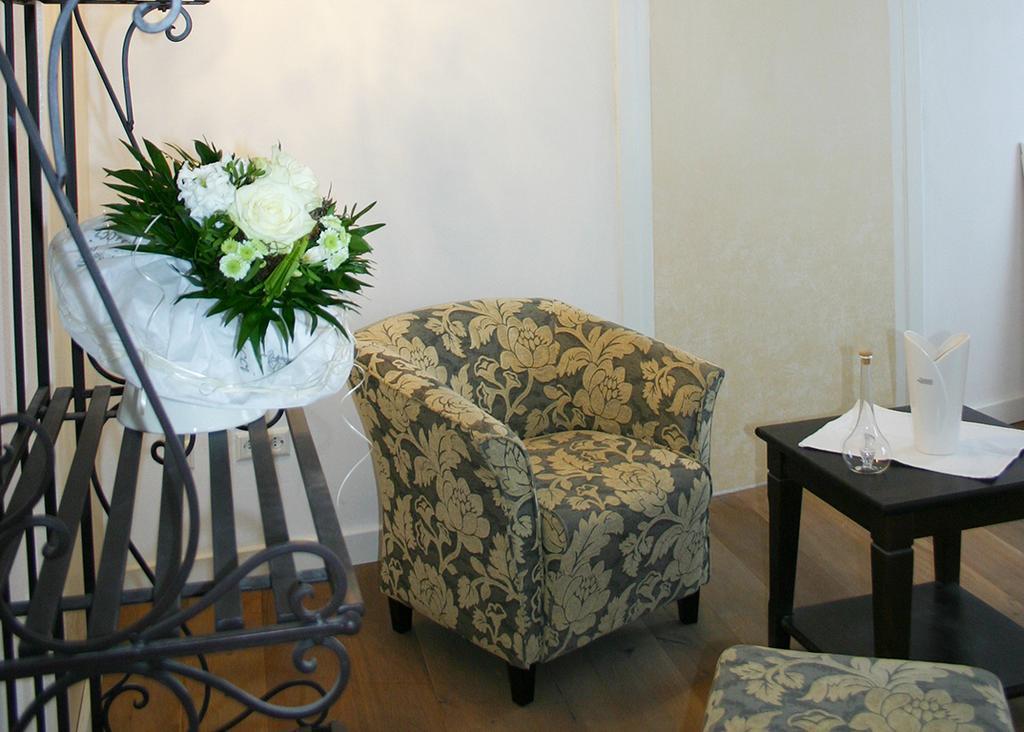 Apartment Koenigstrasse Bad Bergzabern Rum bild
